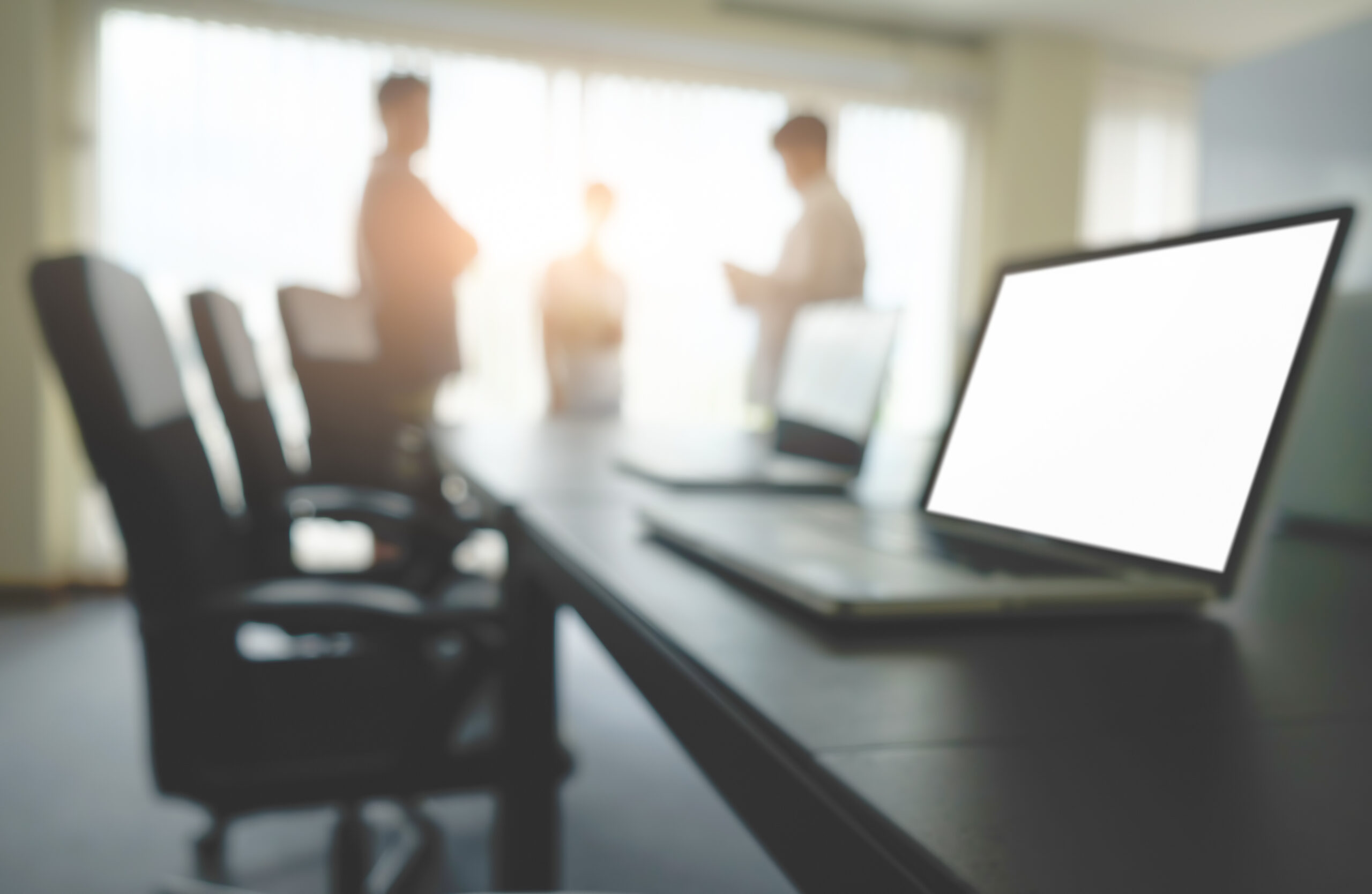 Wyposażenie biura a efektywność pracy